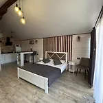 Zarichna House Accommodatie bij particulieren *